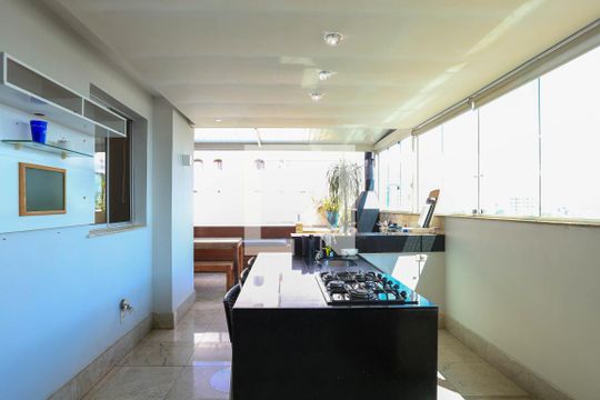 Varanda gourmet de apartamento para alugar com 2 quartos, 209m² em São Lucas, Belo Horizonte