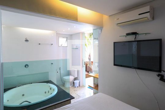 Suíte de apartamento para alugar com 2 quartos, 209m² em São Lucas, Belo Horizonte