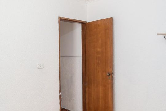 Casa 1 - Quarto 1 de casa à venda com 4 quartos, 250m² em Vila Antonieta, São Paulo