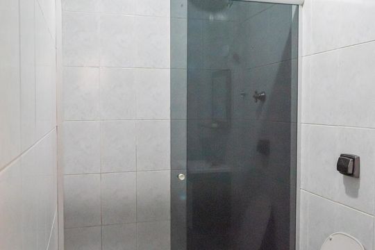 Casa 1 - Banheiro de casa à venda com 4 quartos, 250m² em Vila Antonieta, São Paulo