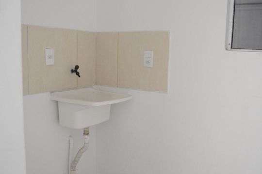 Apartamento à venda com 2 quartos, 52m² em Olaria, Canoas