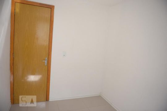 Apartamento à venda com 2 quartos, 52m² em Olaria, Canoas
