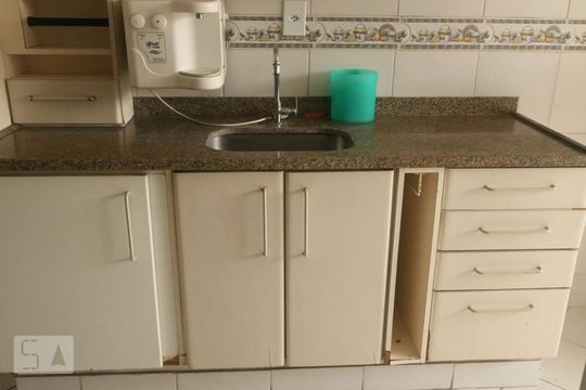 Cozinha - Torneira de apartamento para alugar com 2 quartos, 75m² em Icaraí, Niterói
