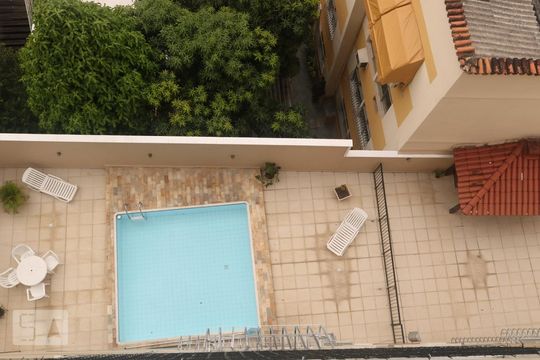  Vista Área de Serviço de apartamento para alugar com 2 quartos, 75m² em Icaraí, Niterói