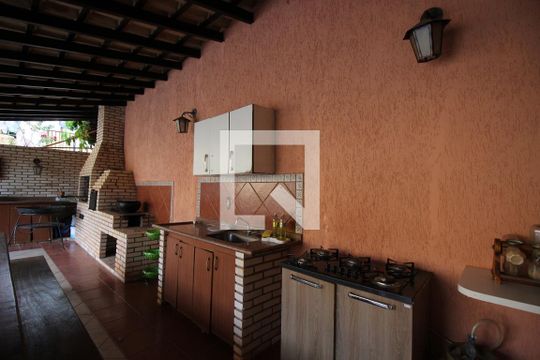 Churrasqueira de casa para alugar com 5 quartos, 850m² em Setor Habitacional Samambaia (taguatinga), Brasília