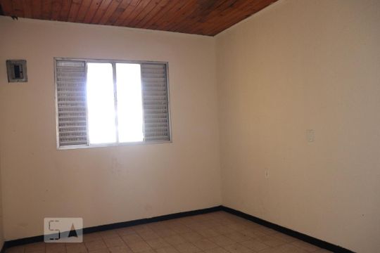 Dormitório de casa para alugar com 1 quarto, 50m² em Vila Guaraciaba, Santo André