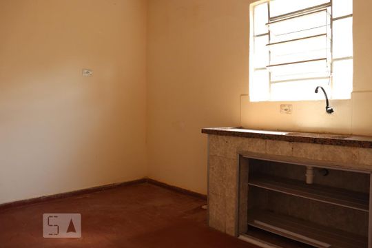 Cozinha de casa para alugar com 1 quarto, 50m² em Vila Guaraciaba, Santo André
