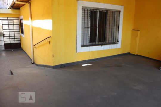 Garagem de casa para alugar com 1 quarto, 50m² em Vila Guaraciaba, Santo André