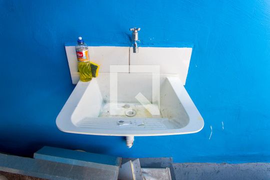 Área de serviço de casa para alugar com 1 quarto, 40m² em Vila Guaraciaba, Santo André