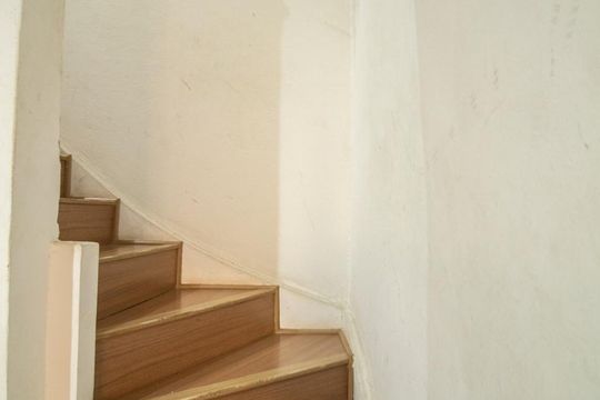 Escada de apartamento à venda com 12 quartos, 124m² em Barra Funda, São Paulo