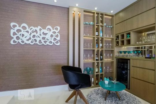 Cozinha de apartamento à venda com 2 quartos, 74m² em Aclimação, São Paulo
