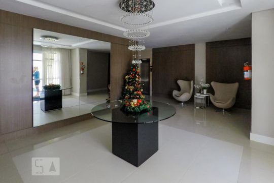 Hall de Entrada de apartamento à venda com 2 quartos, 74m² em Aclimação, São Paulo