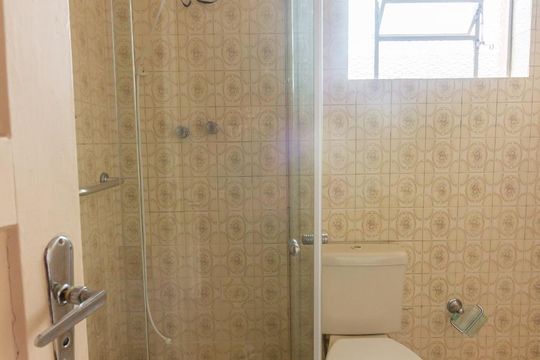 Banheiro de casa à venda com 3 quartos, 150m² em Centro, Osasco