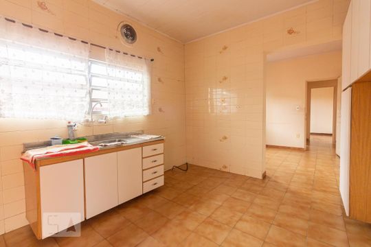 Cozinha de casa à venda com 3 quartos, 150m² em Centro, Osasco
