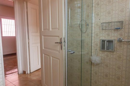 Banheiro de casa à venda com 3 quartos, 150m² em Centro, Osasco