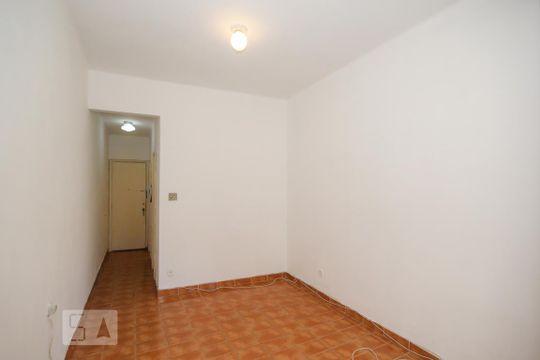 Sala de apartamento para alugar com 1 quarto, 23m² em Copacabana, Rio de Janeiro