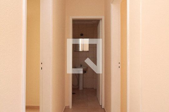 Corredor de apartamento à venda com 2 quartos, 62m² em Vila Buarque, São Paulo