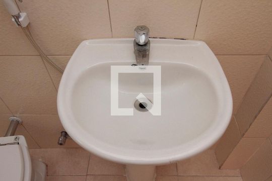 Banheiro de apartamento à venda com 2 quartos, 62m² em Vila Buarque, São Paulo