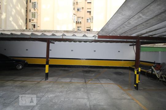 Garagem de apartamento para alugar com 2 quartos, 66m² em Flamengo, Rio de Janeiro