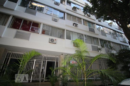 Fachada de apartamento para alugar com 2 quartos, 66m² em Flamengo, Rio de Janeiro