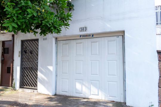 Fachada de casa à venda com 5 quartos, 149m² em Vila Mariana, São Paulo