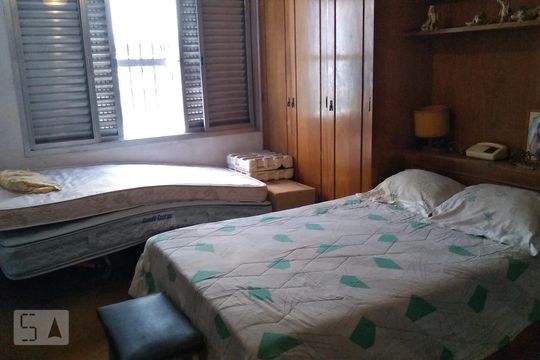 Quarto 1 de casa à venda com 2 quartos, 230m² em Bom Retiro, São Paulo
