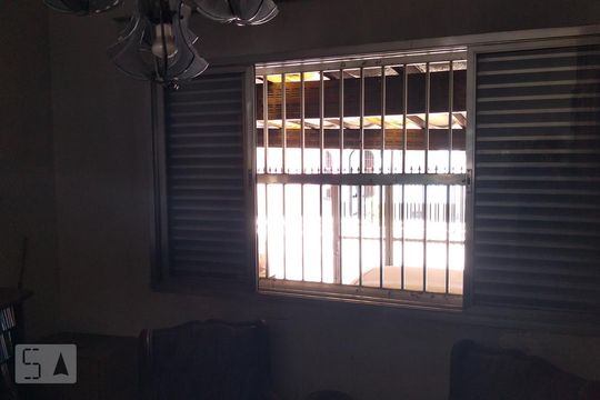 Sala de casa à venda com 2 quartos, 230m² em Bom Retiro, São Paulo