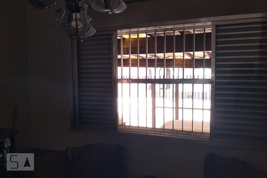 Sala de casa à venda com 2 quartos, 230m² em Bom Retiro, São Paulo