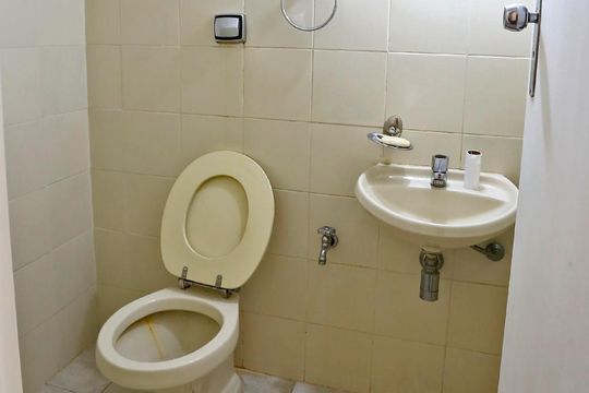 Lavabo de casa à venda com 3 quartos, 182m² em Vila Cordeiro, São Paulo
