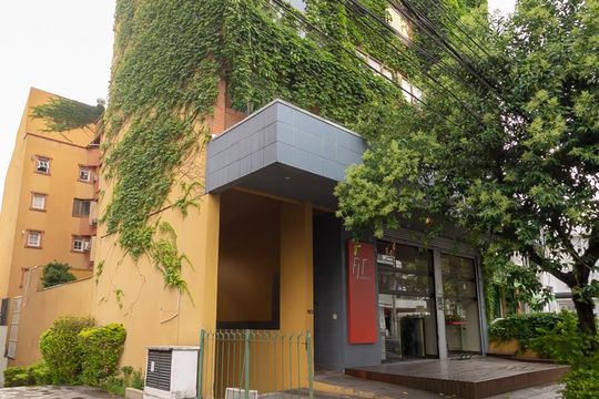 Fachada de apartamento à venda com 1 quarto, 63m² em Moinhos de Vento, Porto Alegre