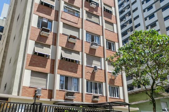 Fachada de apartamento para alugar com 1 quarto, 60m² em Aparecida, Santos