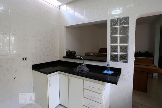 Casa à venda com 3 quartos, 145m² em Jardim Aeroporto, São Paulo