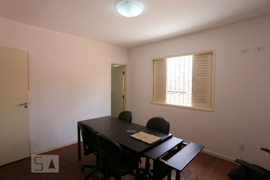 Suíte de casa à venda com 3 quartos, 145m² em Jardim Aeroporto, São Paulo