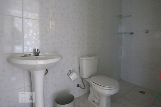 Casa à venda com 3 quartos, 145m² em Jardim Aeroporto, São Paulo