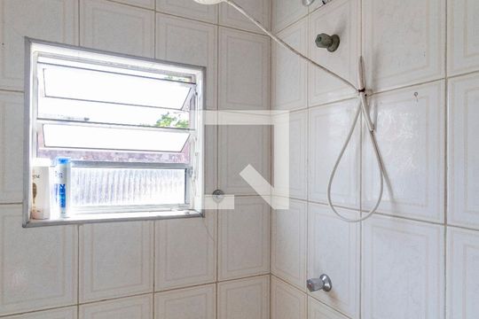 Banheiro 1 de casa para alugar com 5 quartos, 175m² em Parque Cruzeiro do Sul, São Paulo