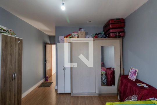 Suíte de casa para alugar com 5 quartos, 175m² em Parque Cruzeiro do Sul, São Paulo