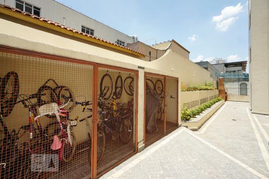 Bicicletário de apartamento para alugar com 3 quartos, 86m² em Tatuapé, São Paulo