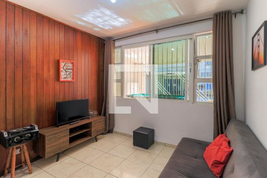 Sala de casa à venda com 3 quartos, 180m² em Brooklin Paulista, São Paulo