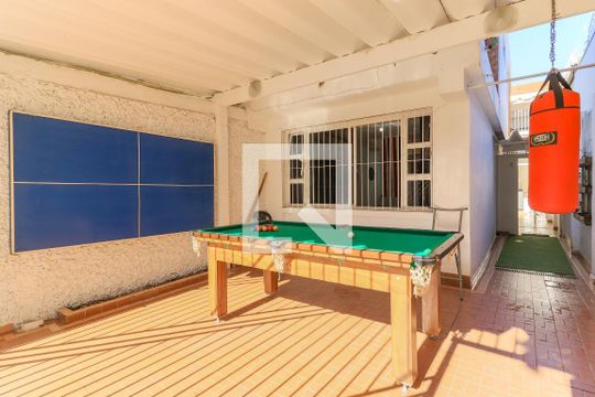 Garagem de casa à venda com 3 quartos, 180m² em Brooklin Paulista, São Paulo