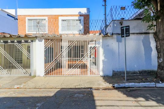 Fachada de casa à venda com 3 quartos, 180m² em Brooklin Paulista, São Paulo