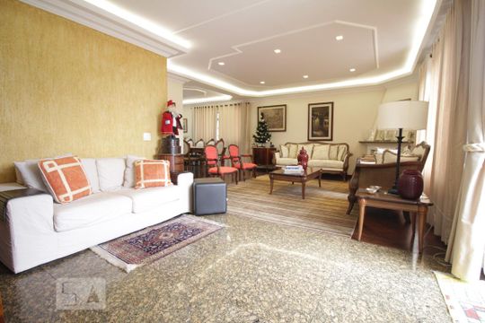 Apartamento para alugar com 4 quartos, 290m² em Vila Suzana, São Paulo