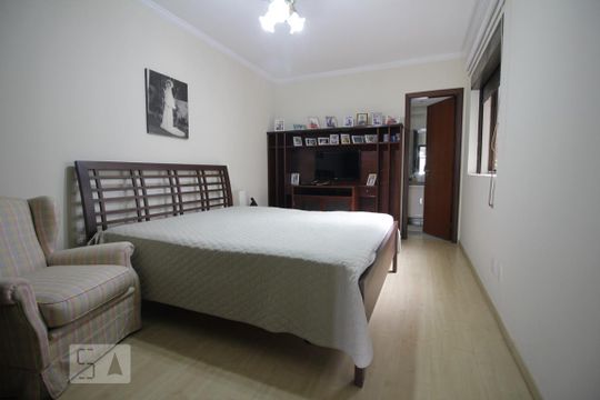 Suíte 1 de apartamento para alugar com 4 quartos, 290m² em Vila Suzana, São Paulo