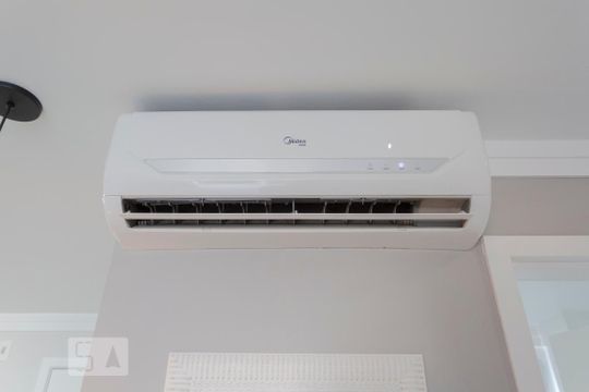 Ar Condicionado  de kitnet/studio para alugar com 1 quarto, 35m² em Bela Vista, São Paulo