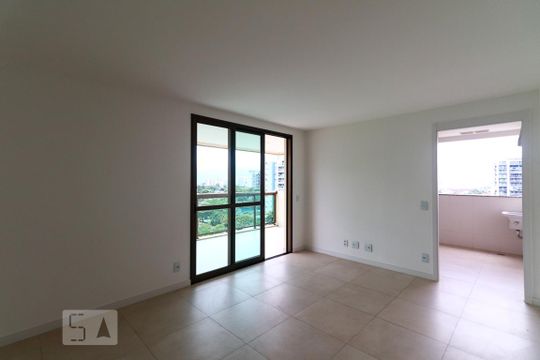 Apartamento para alugar com 2 quartos, 75m² em Recreio dos Bandeirantes, Rio de Janeiro