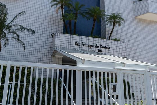 Fachada de apartamento para alugar com 2 quartos, 60m² em Boqueirão, Santos