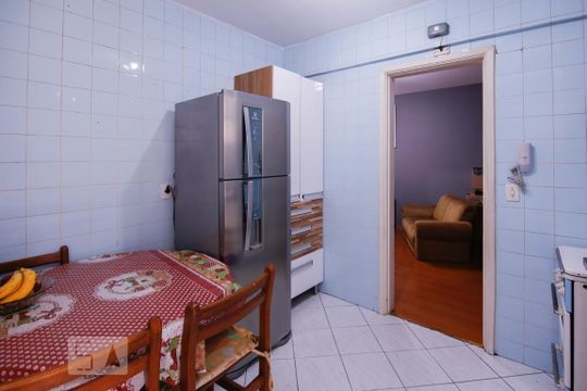 Cozinha de apartamento à venda com 2 quartos, 75m² em Perdizes, São Paulo