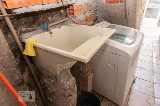 Área de serviço de casa à venda com 5 quartos, 150m² em Conjunto Promorar Sapopemba, São Paulo