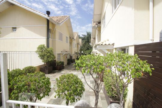 Área comum de casa de condomínio à venda com 3 quartos, 155m² em Jardim Monte Kemel, São Paulo