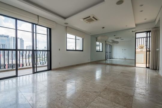 Sala de apartamento para alugar com 3 quartos, 160m² em Chácara Santo Antônio (zona Sul), São Paulo