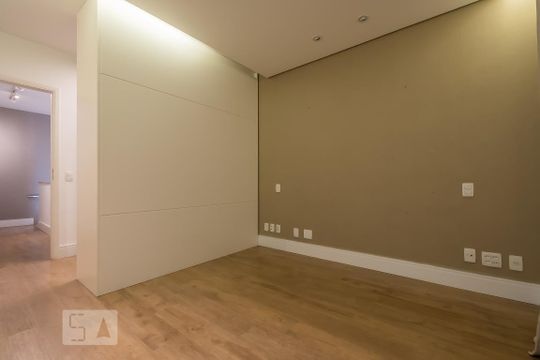 Suíte 3 de apartamento para alugar com 3 quartos, 160m² em Chácara Santo Antônio (zona Sul), São Paulo